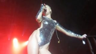 Miley Cyrus crotch rubbed by fans