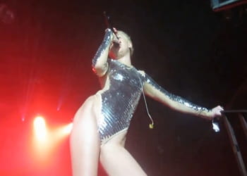 Miley Cyrus crotch rubbed by fans