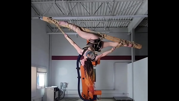 Splits, Bondage, Robots